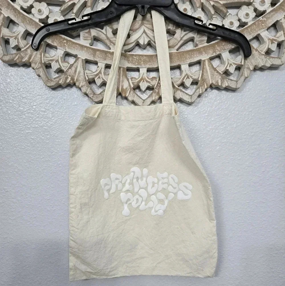 Princess Polly Certified Organic Squiggle Text Tote